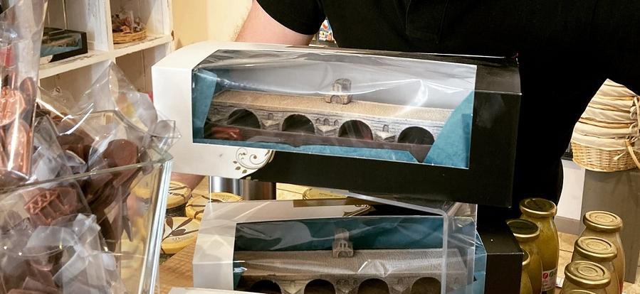 [Beaumes de Venise] Une création choco-vin à l’office de tourisme d’Avignon
